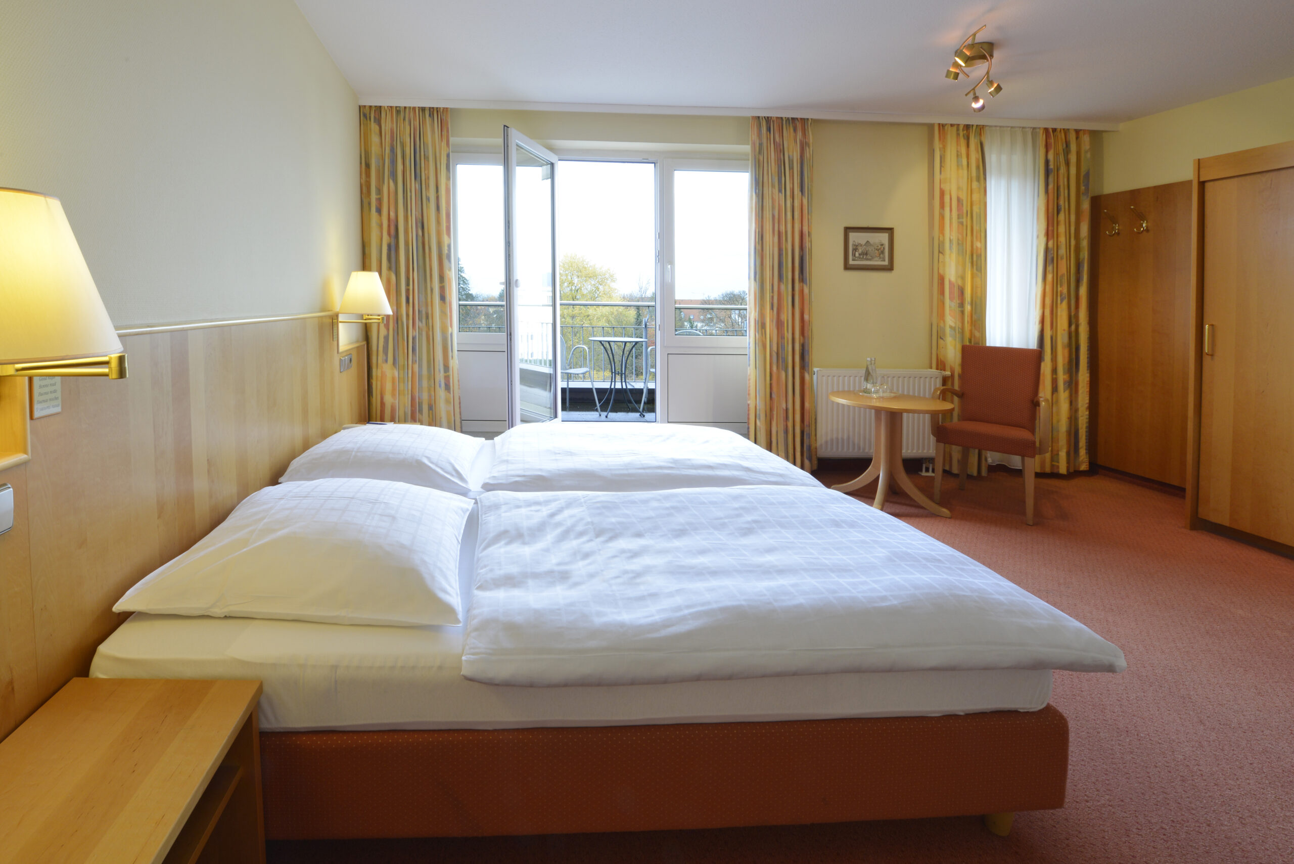 Komfort-Doppelzimmer-Vogesen+Balkon
