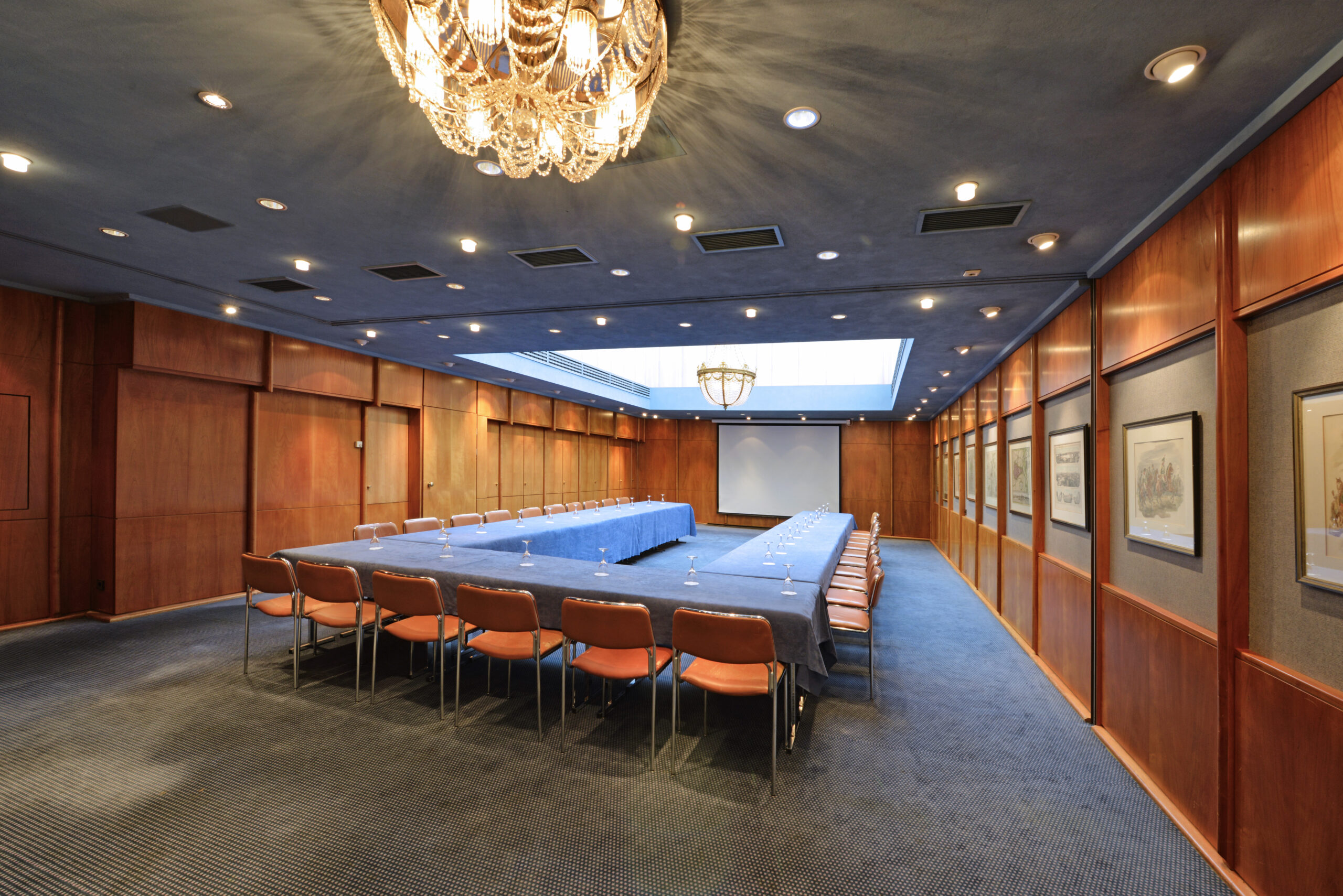 Saal-01